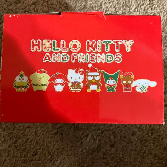 Sanrio Hello Kitty & Friends Waffle Maker - Picture 11 of 11